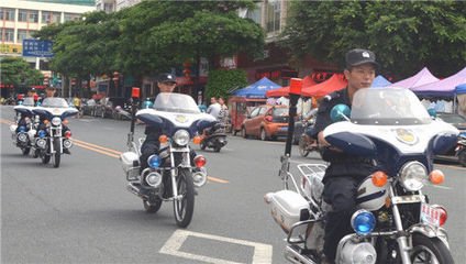 公安武清分局强化社区巡逻压降侵财案件发生率